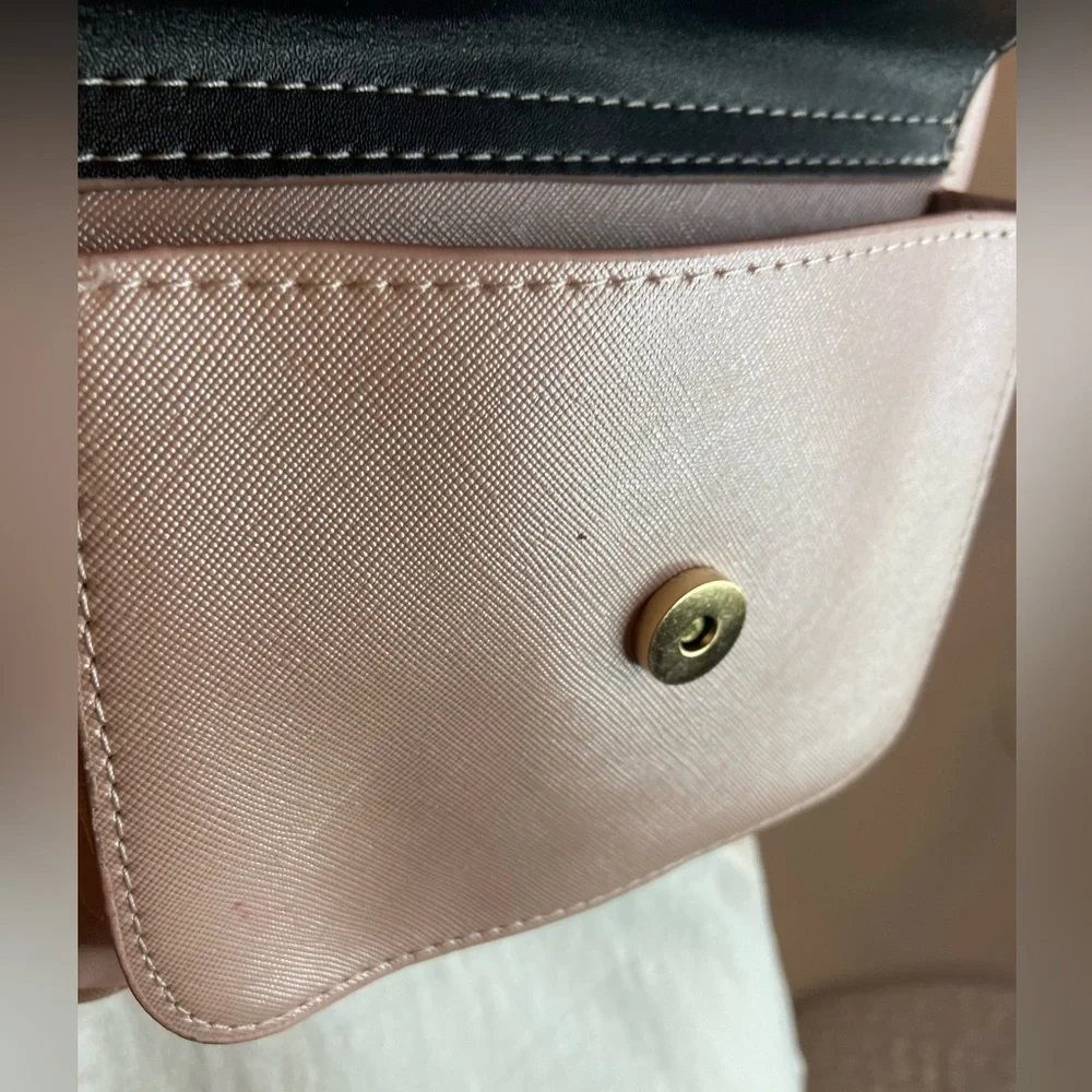 I Ihayner~Sweet Light Pink Bowknot Faux Leather Mini Backpack/Purse~Poly Lining~